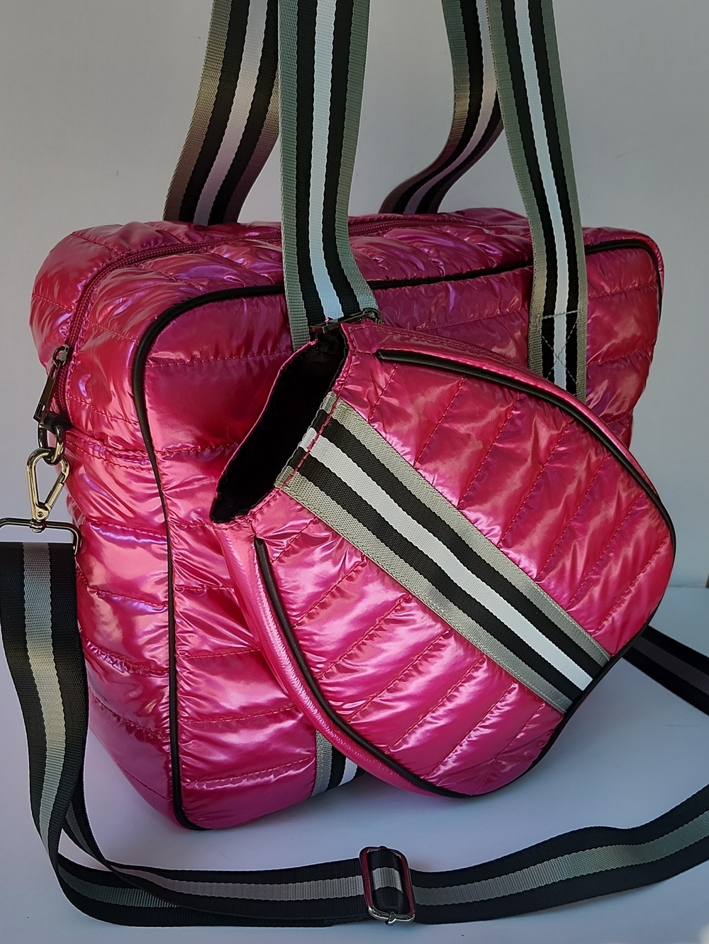 PARKER & HYDE LARGE PINK METTALIC ROYAL COURT PICKLE BALL/TENNIS BAG